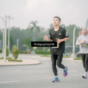 Runner Photo 6747530