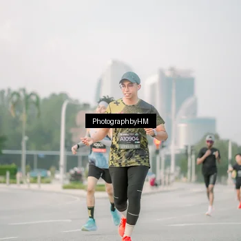 Runner Photo 6747594