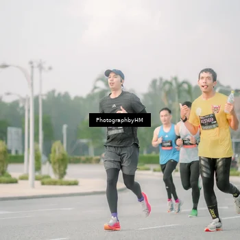 Runner Photo 6747680