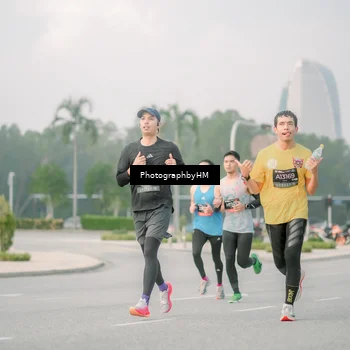 Runner Photo 6747689