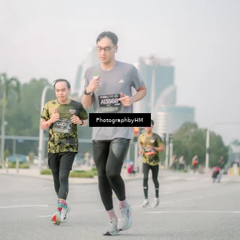 Runner Photo 6747735