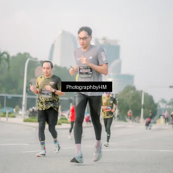 Runner Photo 6747748