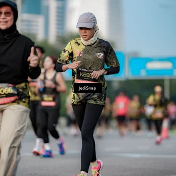 Runner Photo 6750767