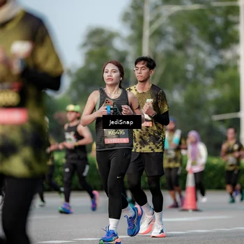 Runner Photo 6750774