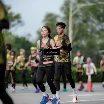 Runner Photo 6750850
