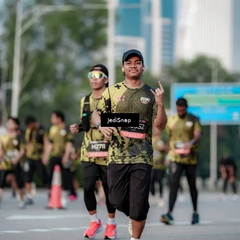 Runner Photo 6750956