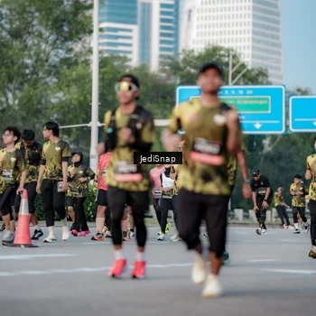 Runner Photo 6751014