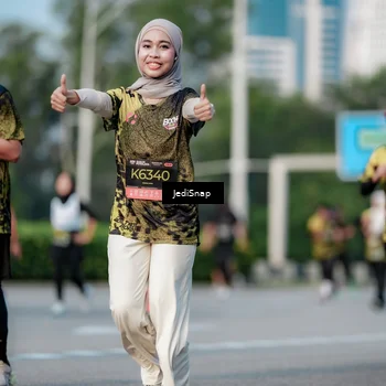 Runner Photo 6751371