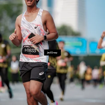 Runner Photo 6751460