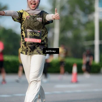 Runner Photo 6751495