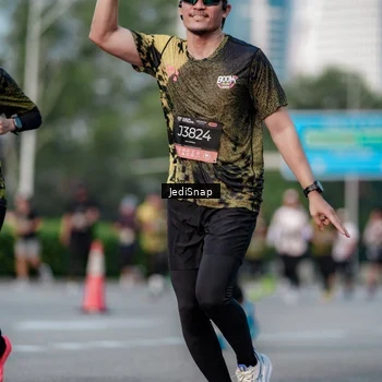 Runner Photo 6751525