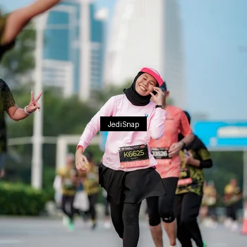 Runner Photo 6752108