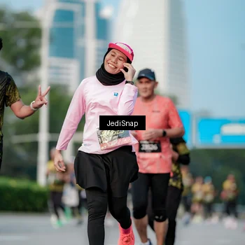 Runner Photo 6752139