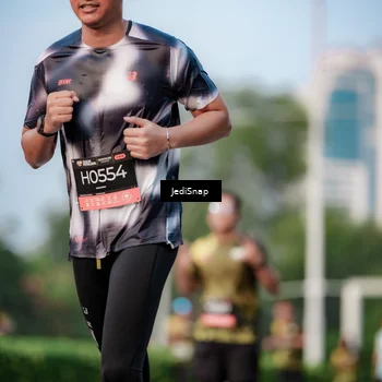 Runner Photo 6752415
