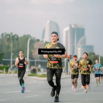 Runner Photo 6752444