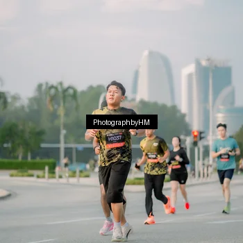 Runner Photo 6752480