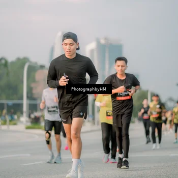Runner Photo 6752506