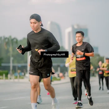 Runner Photo 6752530