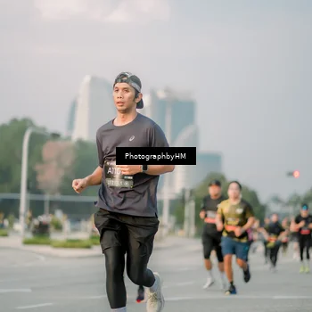Runner Photo 6752688