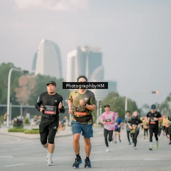 Runner Photo 6752703