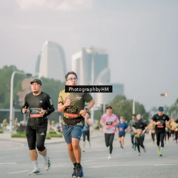 Runner Photo 6752711
