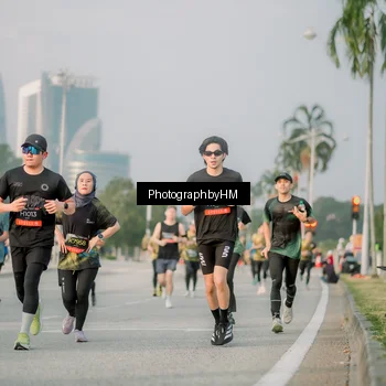 Runner Photo 6752743
