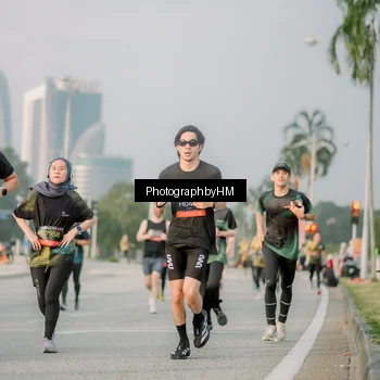 Runner Photo 6752750