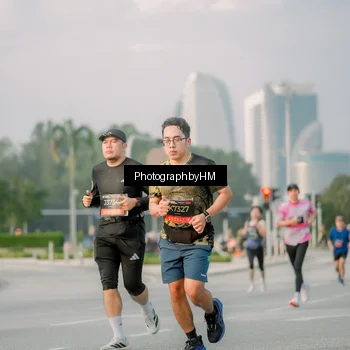 Runner Photo 6752751