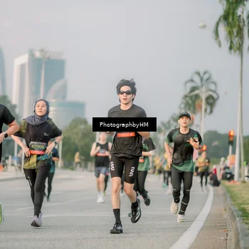 Runner Photo 6752763