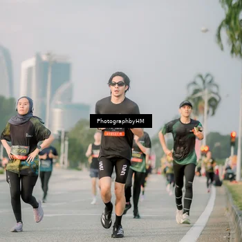Runner Photo 6752771