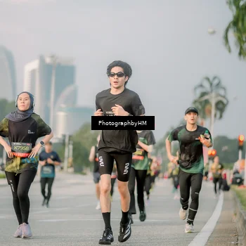 Runner Photo 6752775