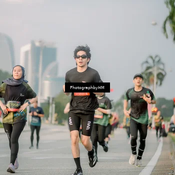 Runner Photo 6752776