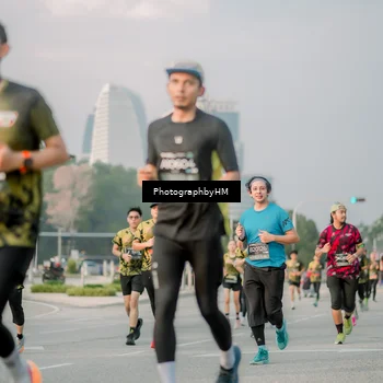 Runner Photo 6752875