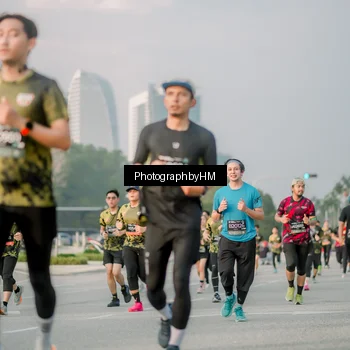 Runner Photo 6752898