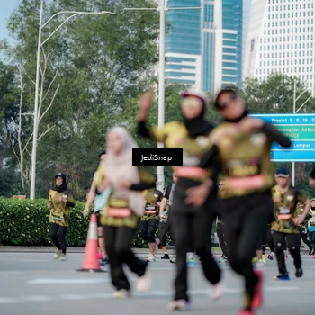 Runner Photo 6752928
