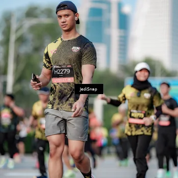 Runner Photo 6752941