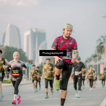 Runner Photo 6752992