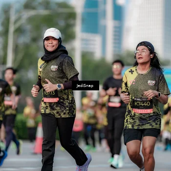 Runner Photo 6753016