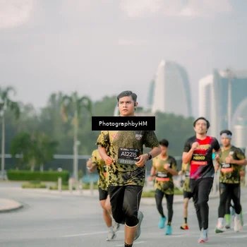 Runner Photo 6753018