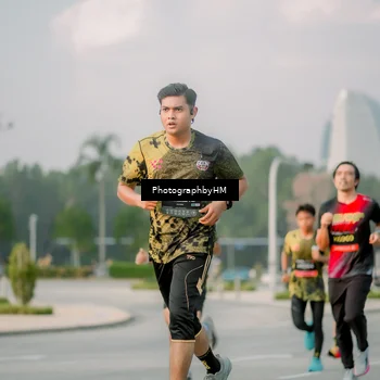 Runner Photo 6753042