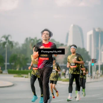 Runner Photo 6753044