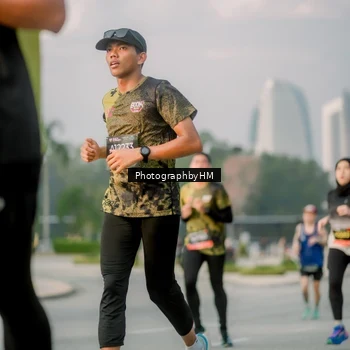 Runner Photo 6753108