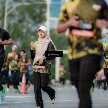 Runner Photo 6753134