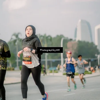 Runner Photo 6753136