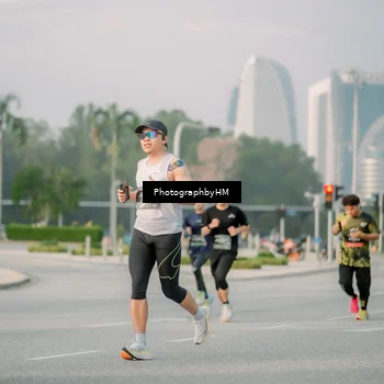 Runner Photo 6753204