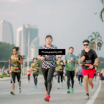 Runner Photo 6753214