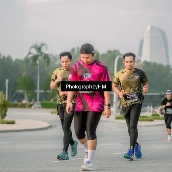 Runner Photo 6753222