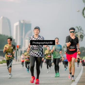 Runner Photo 6753235