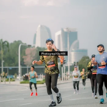 Runner Photo 6753271