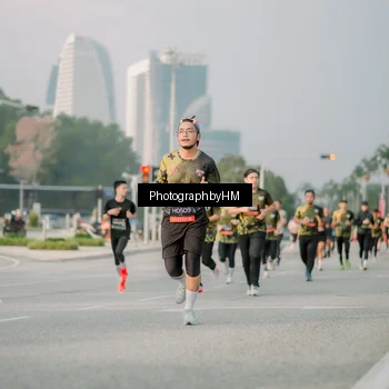 Runner Photo 6753304